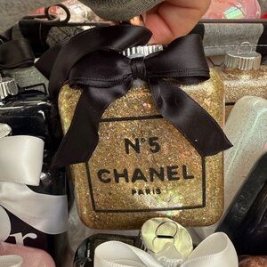 Fashion Gold Glitter Shatter-proof ornament with Black Bow